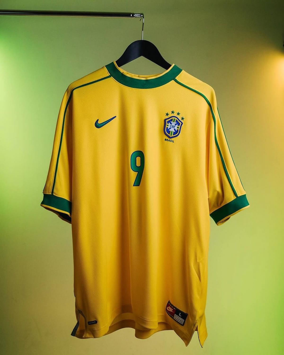 Retro Football Jersey Collection – Classic & Vintage
