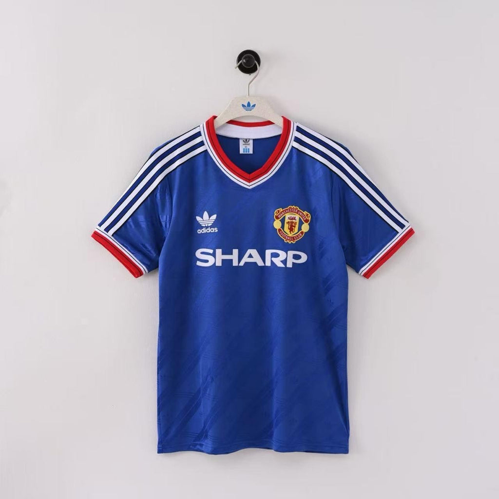 Manchester United Retro Blue Jersey – Classic SHARP Edition