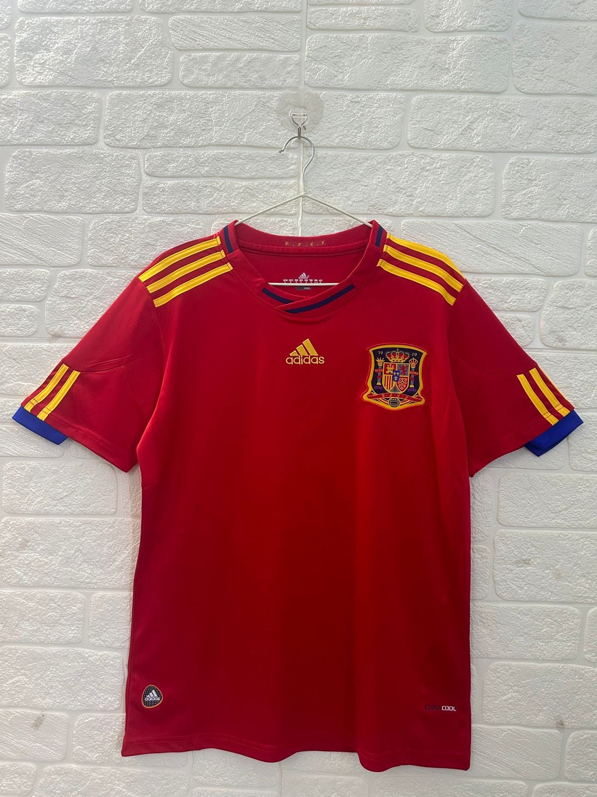 Spain Retro Home Jersey – Euro 2008 Era Tribute