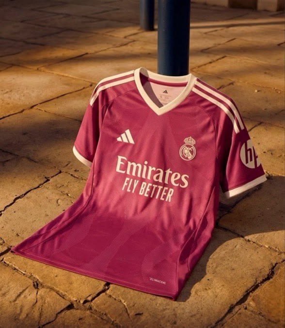 Real Madrid 2026/27 Pink Third Kit – player version